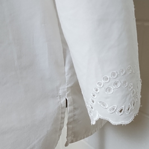 Liz Claiborne Eyelet Detailed Blouse Crisp Cool Top Cotton Blend Bell Sleeves - Picture 4 of 12